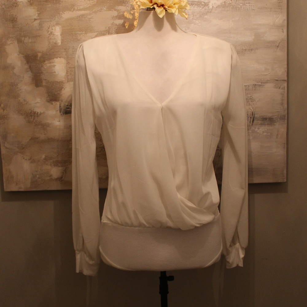 🚫SOLD🚫. Arden B White Long Sleeve Bodysuit